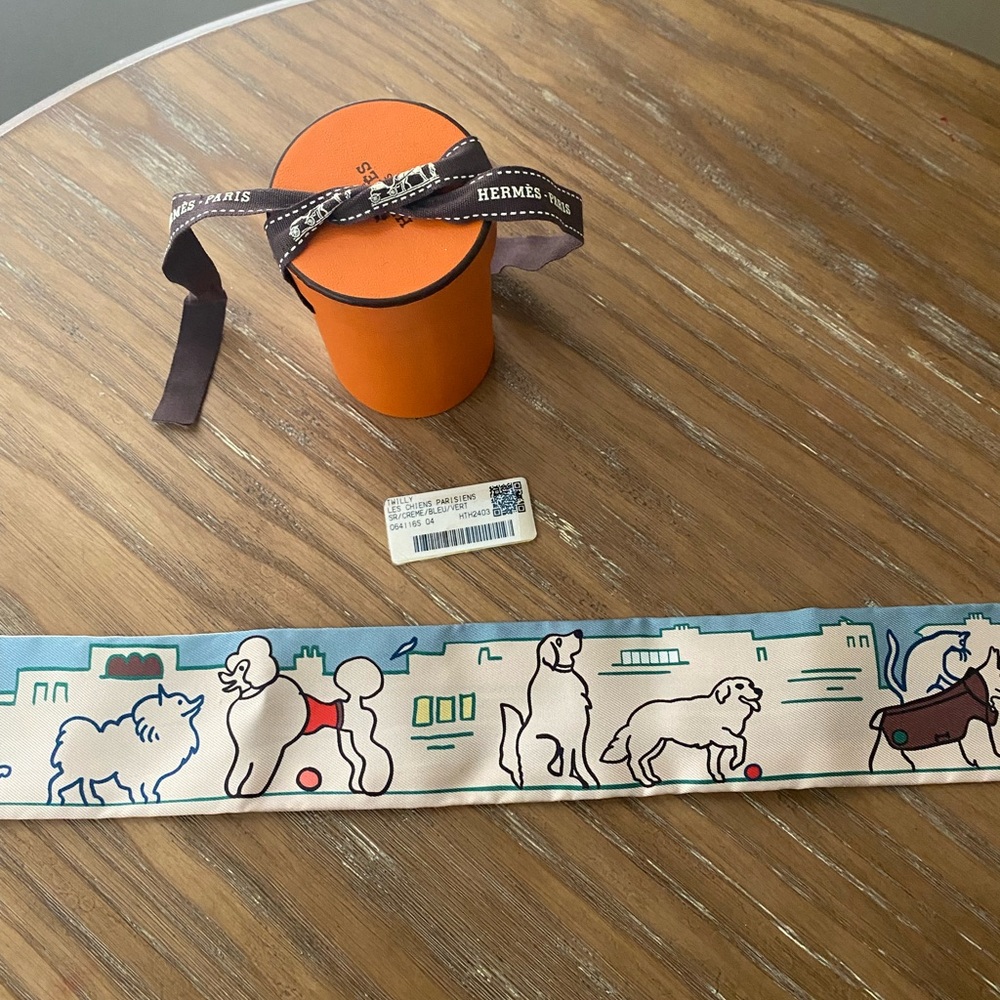 Hermes 	
Les Chiens Parisiens Twilly